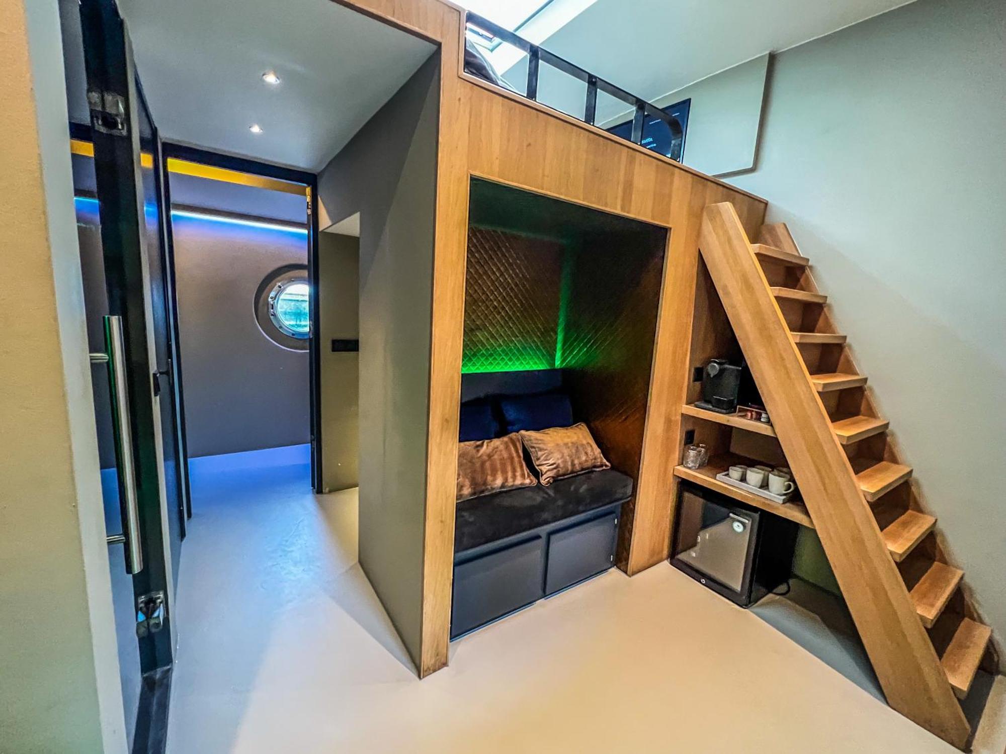 Boat & Boost Amsterdam Bed & Breakfast Bagian luar foto