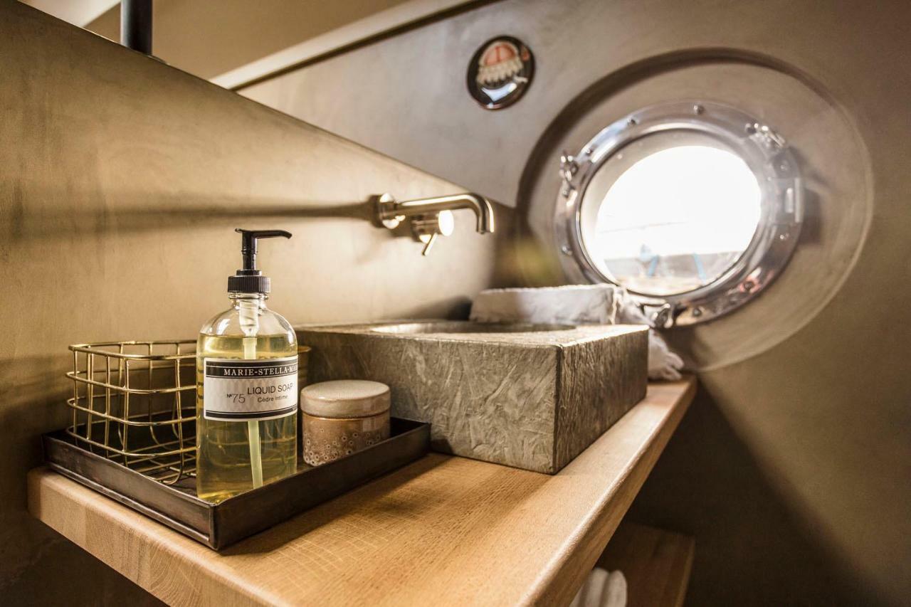 Boat & Boost Amsterdam Bed & Breakfast Bagian luar foto